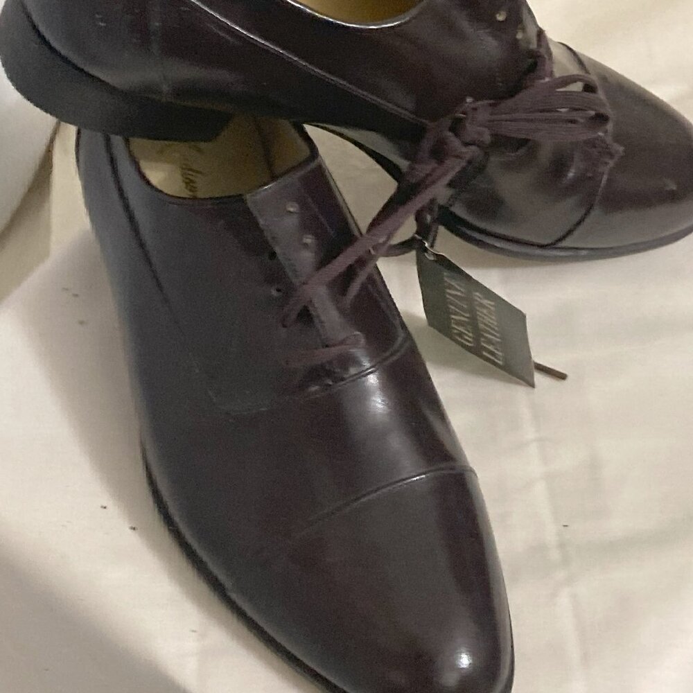Men's Madison Avenue Brown Dress Shoe Size 7.5 D
